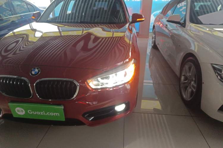 Used BMW 1 Series (Import) 2018 118i Sport Design Package
