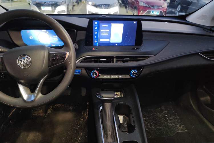 Used Buick Velite 6 2023 Revised Version 430 km Range – Commuter Edition Audio And AC Panel