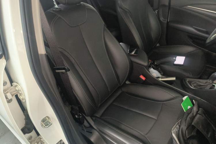 Used Buick Excelle GX 2018 18T Automatic Elite Model
