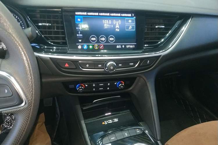 Used Buick Regal 2022 652T Smart Enjoyment Version Audio And AC Panel