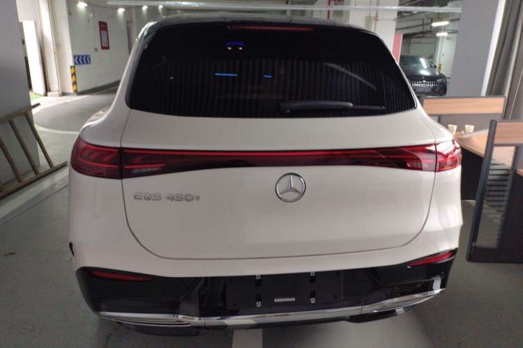 Used Mercedes-Benz EQS SUV 2023 450 4MATIC Pioneer Edition
