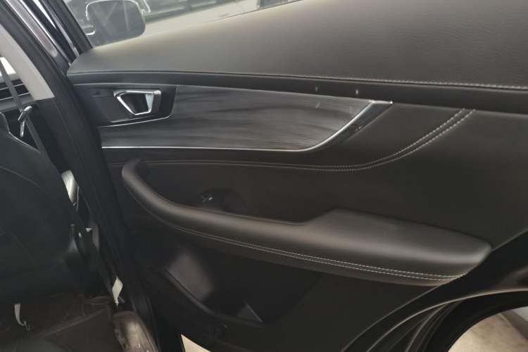 Used Chery Tiggo 8 PLUS 2021 290TGDI DCT Haoting Edition