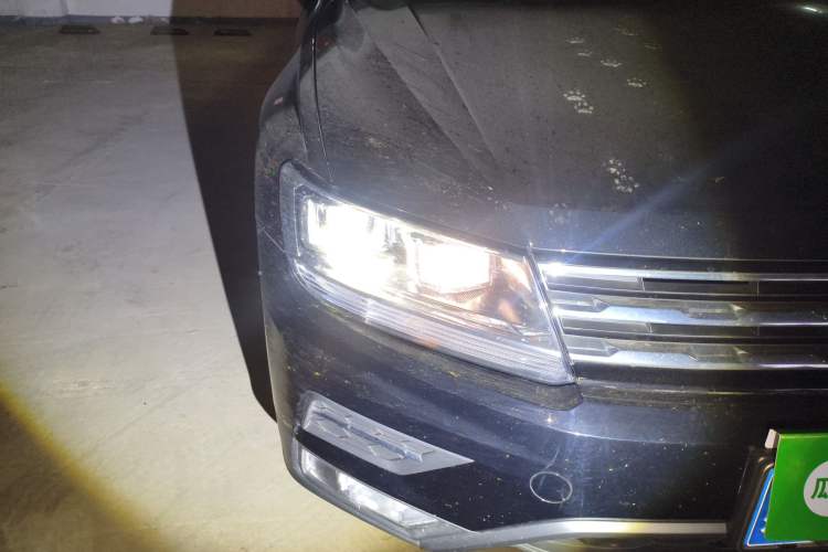 Used Volkswagen Tiguan L 2021 280TSI Automatic Two-Wheel Drive Smart Edition Right Front Headlight