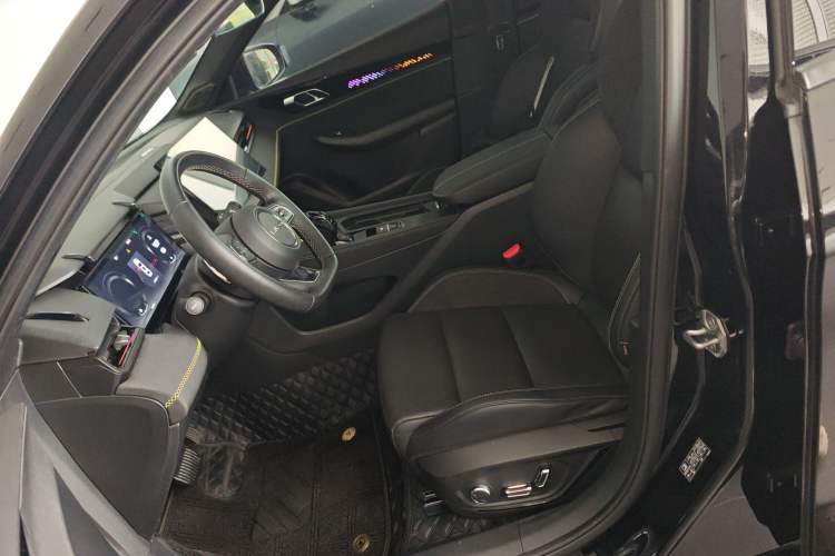 Used Lynk & Co 03 2023 2.0TD DCT H-Power Halo Left Front Seat