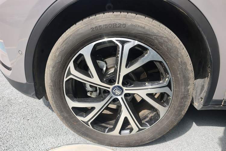 Used BYD Tang New Energy 2025 Intelligent Driving Version DM-i 115KM Flagship Edition Left Front Wheel Hub