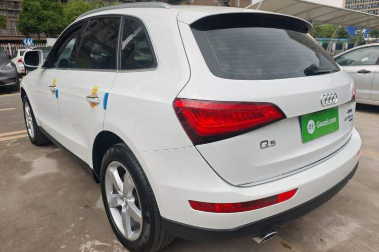 Used Audi Q5 2016 40 TFSI Technology Edition Rear Left 45 Deg