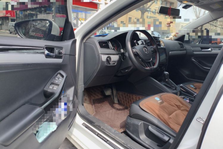 Used Volkswagen Sagitar 2018 280TSI DSG Comfort Model Driver Seat