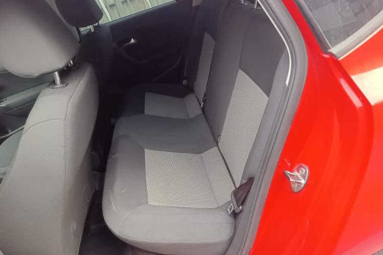 Used Volkswagen Polo 2016 1.4L Manual Fashion Model Left Rear Seat