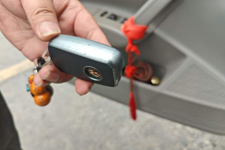 Used Volkswagen Gran Lavida 2014 1.4TSI Automatic 30th Anniversary Edition