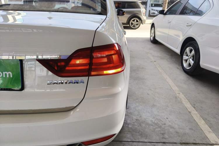 Used Volkswagen Santana 2021 1.5L Manual Fashion Edition Right Rear Taillight