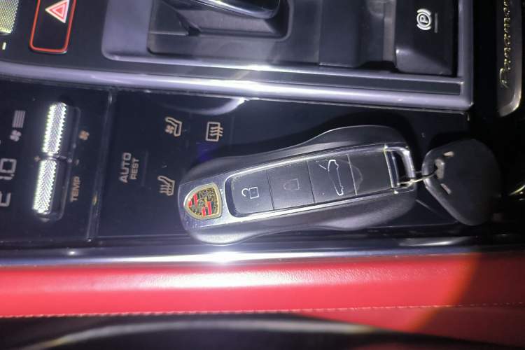 Used Porsche Panamera 2021 Panamera 4 E-Hybrid 2.9T Interior 1