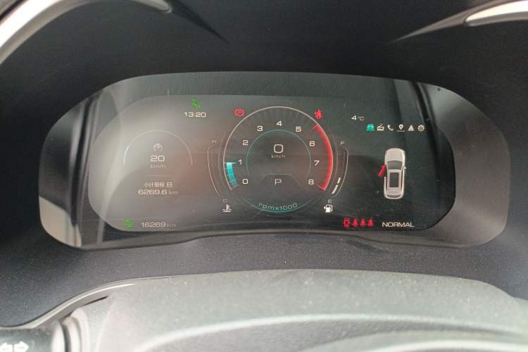 Used Wey VV6 2020 2.0T Two-Wheel Drive Smart Enjoyment+