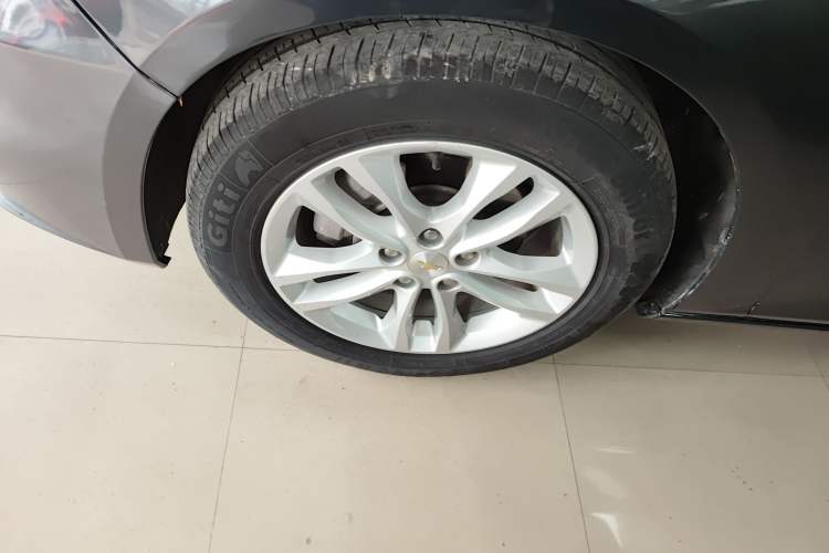 Used Chevrolet Malibu XL 2017 1.5T Automatic Ruichi Edition Left Front Wheel Hub