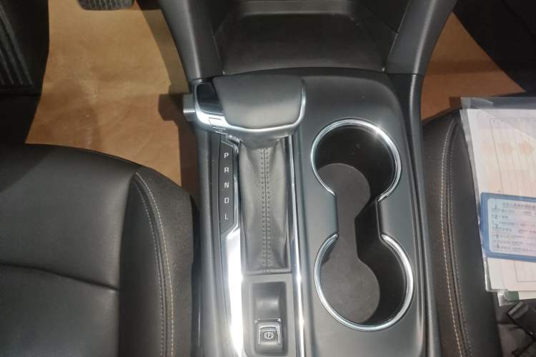 Used Chevrolet Equinox 2019 535T Automatic YuJie Edition China VI
