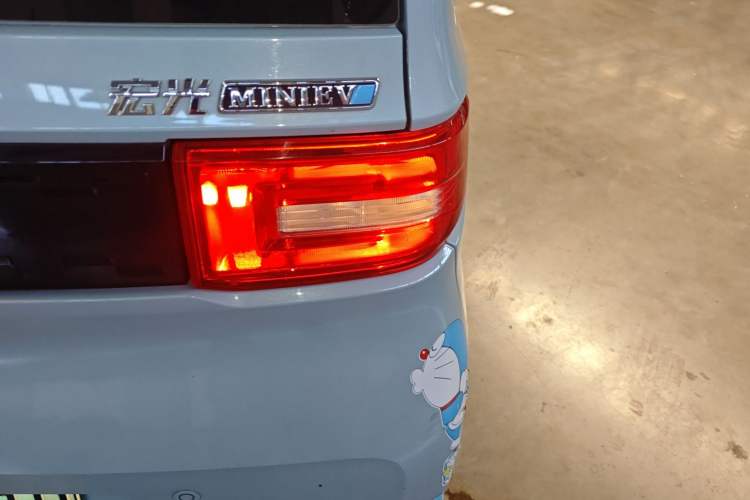 Used Wuling Hongguang MINIEV 2022 Easy Version Lithium Iron Phosphate Right Rear Taillight