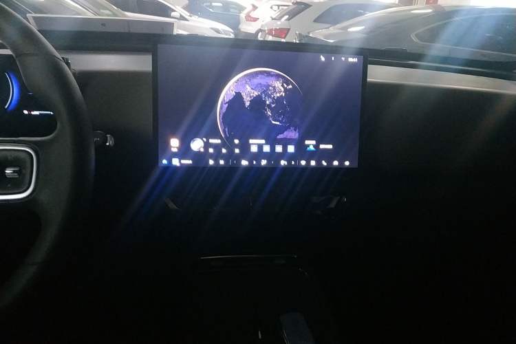 Used Wuling Xingguang 560 New Energy 2026 Model, Plug-in Hybrid, 125 km, Luxury Version Audio And AC Panel