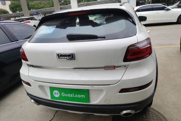 Used Qoros 3 2017 Urban SUV 1.6T Automatic Zhiyue Model
