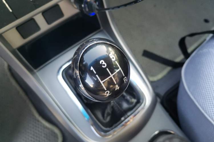 Used Geely Auto Classic Emgrand 2013 Sedan 1.5L Manual Entry-Level Model