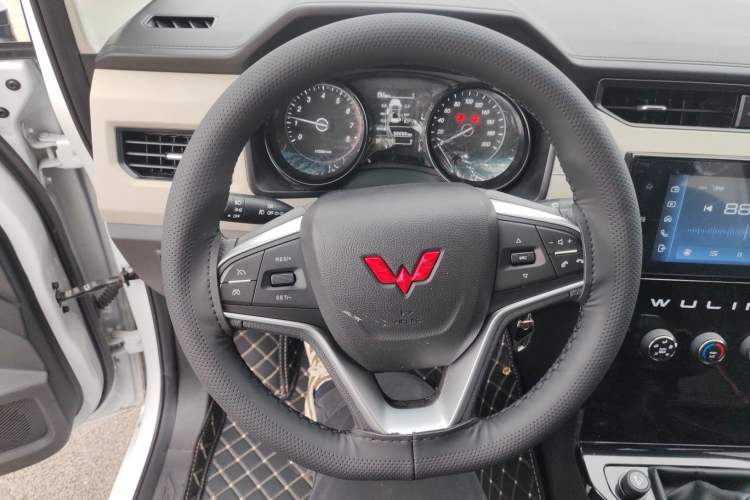 Used Wuling Zhengcheng 2021 1.5T Manual Luxury Version