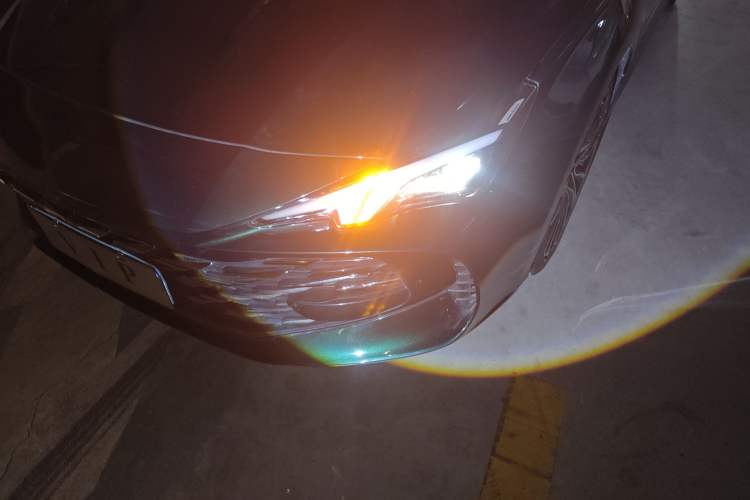 Used MG 7 2023 2.0T Automatic Hunter Luxury Edition Left Front Headlight