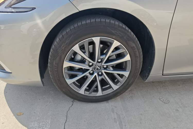 Used Lexus ES 2025 200 Premium Edition