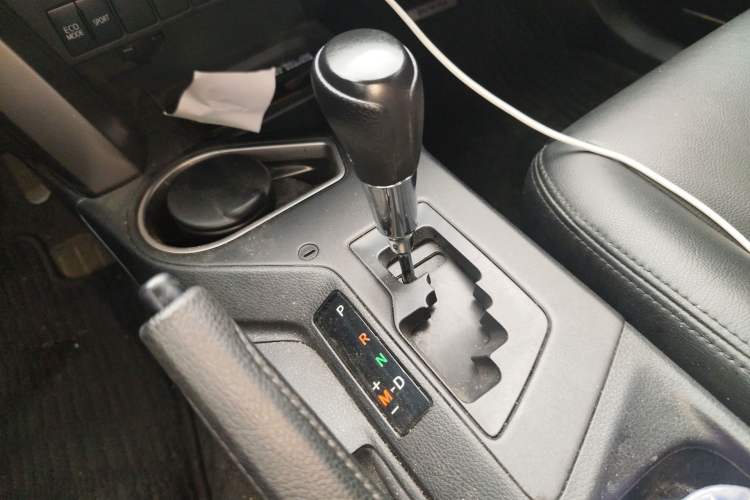 Used Toyota RAV4 2019 2.0L CVT Two-Wheel Drive Fashion X Limited Edition China V Standard