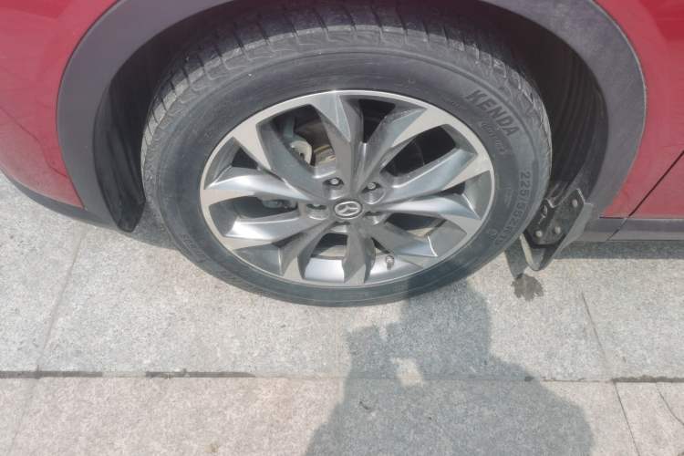 Used Mazda CX-4 2018 2.5L Automatic 4x4 Bluelight Fearless Edition China V Standard