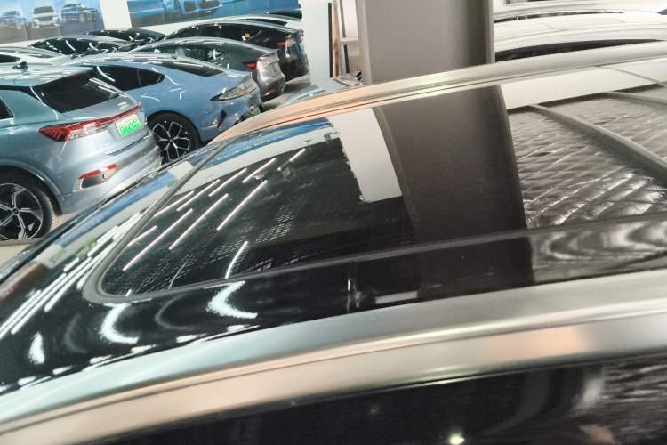 Used Li Auto ONE 2020 Extended-Range 6-Seater Version
