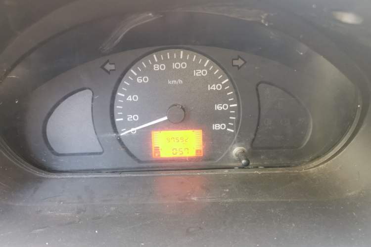 Used Wuling Zhiguang Small Truck 2016 1.2L Single-Row LSI Instrument Cluster