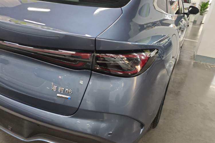 Used BYD Seal 06 New Energy 2025 DM-i Smart Drive 120KM Deluxe Model Right Rear Taillight