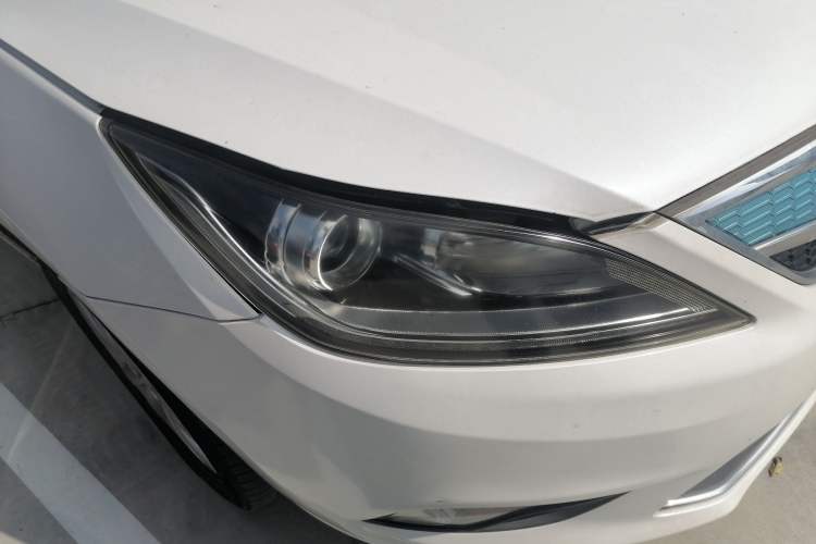 Used CHANGAN Eado New Energy 2016 Pure Electric Deluxe Model
