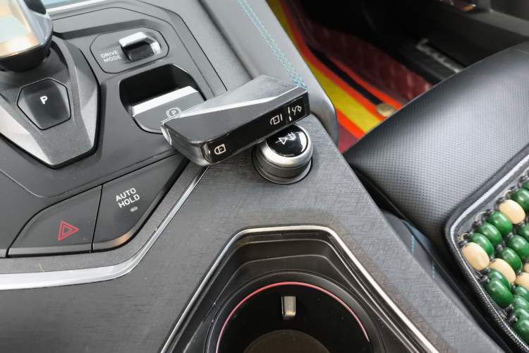 Used Lynk & Co 05 2020 2.0TD Two-Wheel Drive Shine Halo Vehicle Key