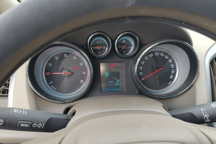 Used Buick GT 2013 GT 1.6L Automatic Fashion Edition Instrument Cluster