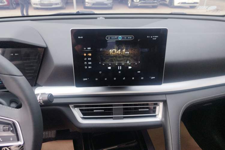 Used BYD Song Pro 2019 1.5T Automatic Luxury Model Audio And AC Panel