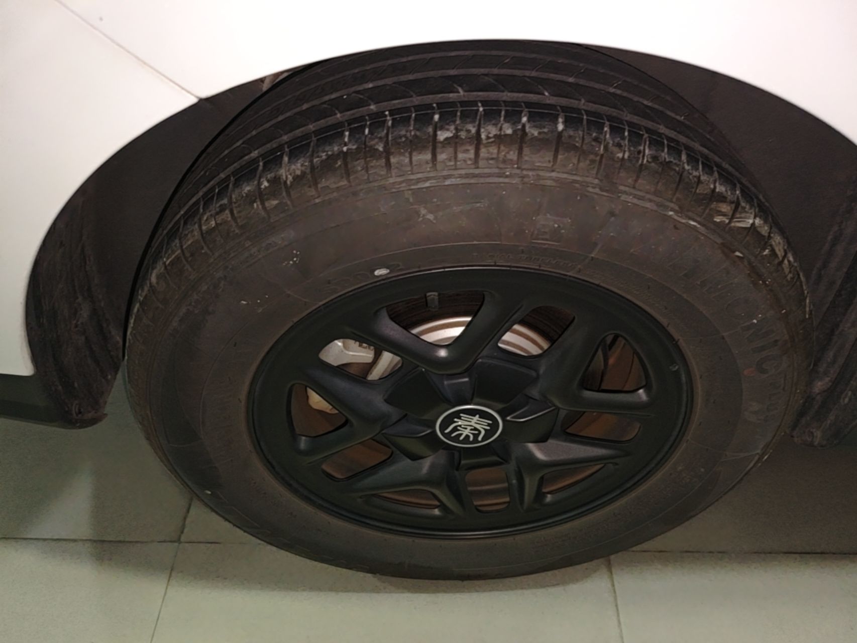 BYD Qin PLUS 2025 DM-i Smart Drive 55KM Leading Model — снимка 11