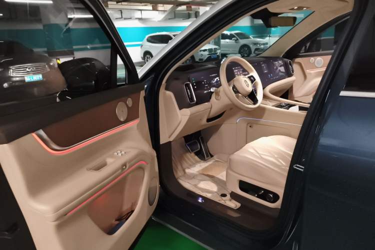 Used Hima AITO M9 2024 Range-Extended Ultra Version 52 kWh 6-Seater Model
