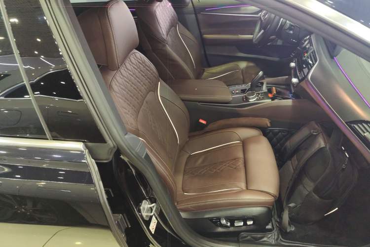 Used BMW 6 Series GT 2021 630i M Sport Grand Touring Edition Right Front Seat