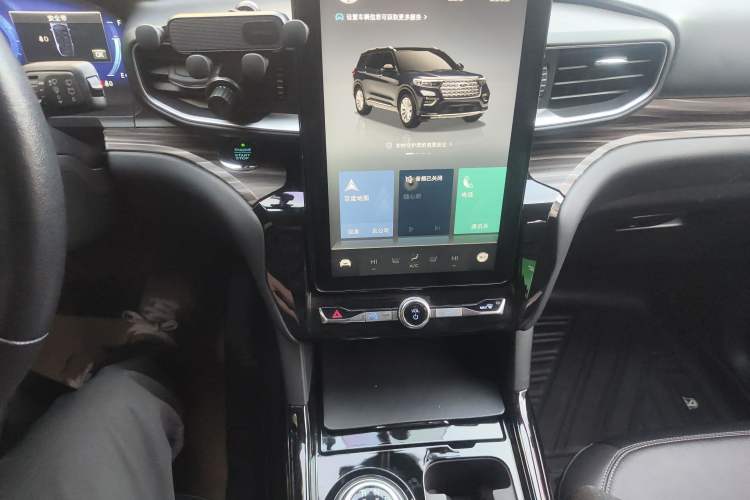 Used Ford Explorer 2020 EcoBoost 285 4x4 Titanium Edition 6 Seats
