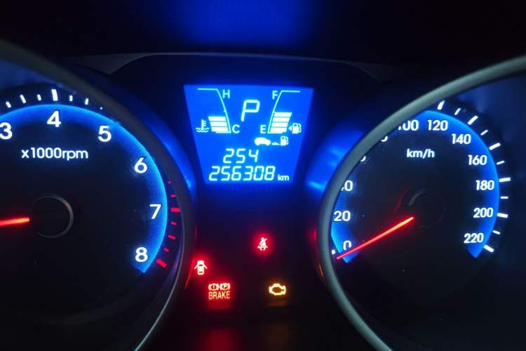 Used Hyundai ix35 2012 2.0L Automatic Two-Wheel Drive Elite Edition GLS
