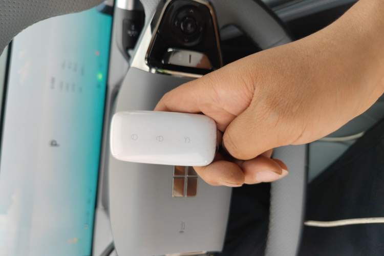 Used Geely Galaxy E8 2025 575 km Intelligent Driving Edition Vehicle Key