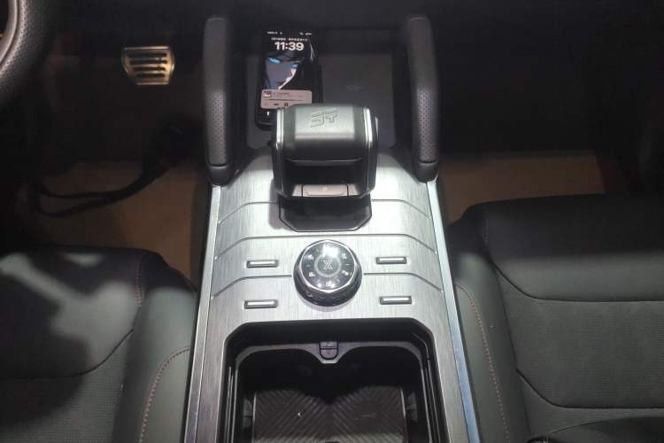 Used JETOUR Traveler 2023 2.0T All-Wheel-Drive CrossPRO
