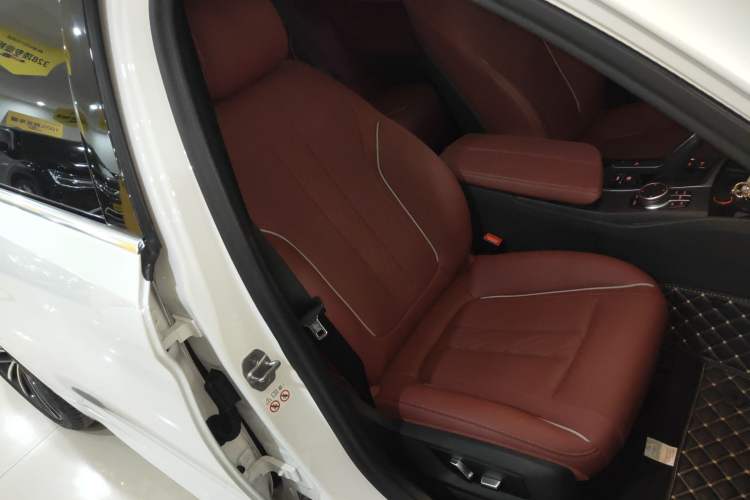 Used BMW 5 Series 2022 Second Facelift 530Li Leading Edition M Sport Package