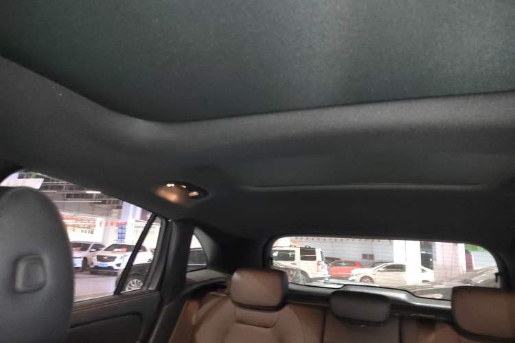 Used Mercedes-Benz GLA 2022 Second Facelift GLA 200 Headliner