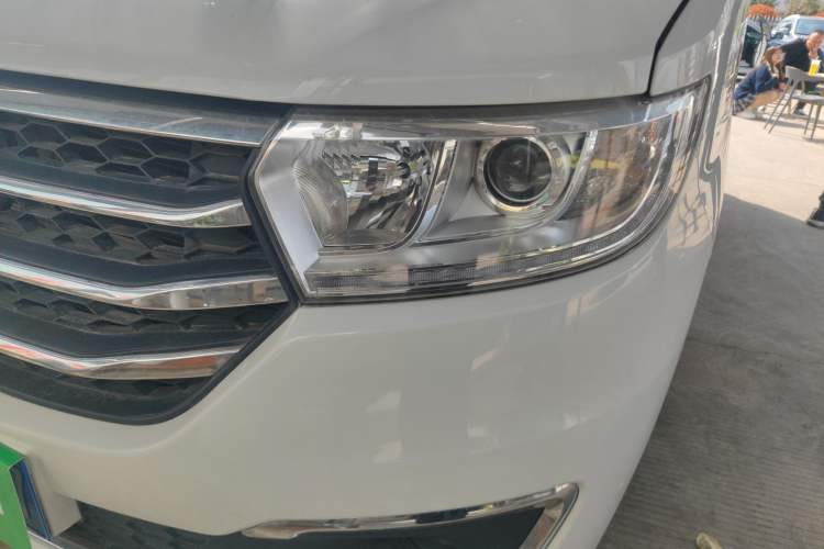 Used JAC Refine M3 2016 IKEA Edition 1.6L Luxury Smart Model