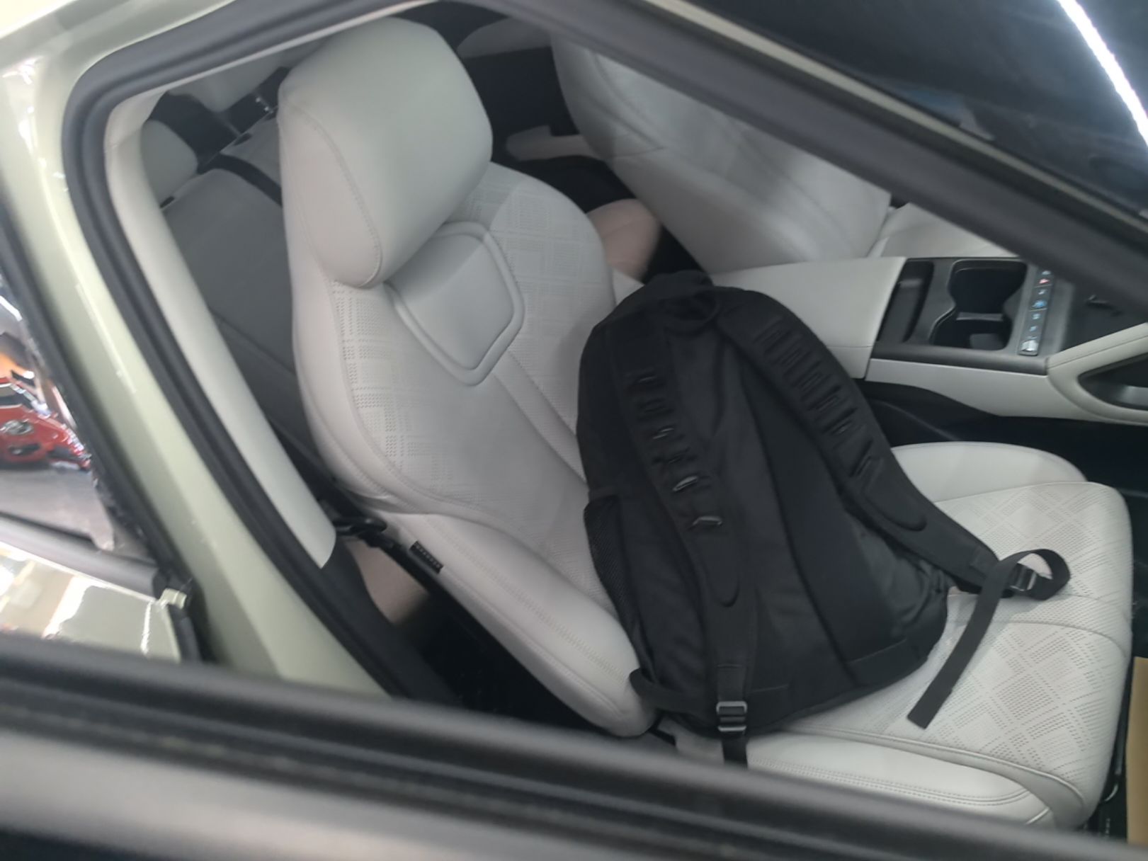 BYD Yuan UP 2025 Intelligent Driving Version 401 KM Dynamic Edition — снимка 19