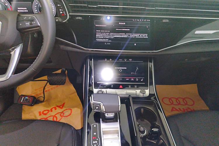 Used Audi Q8 2024 55 TFSI Luxury Dynamic Model
