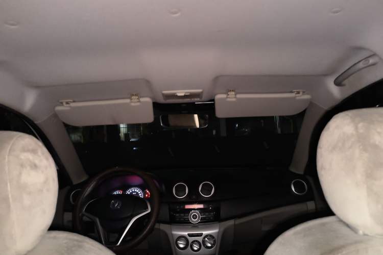 Used Changan Alsvin V3 2012 1.3L Manual Luxury Version China IV Standard