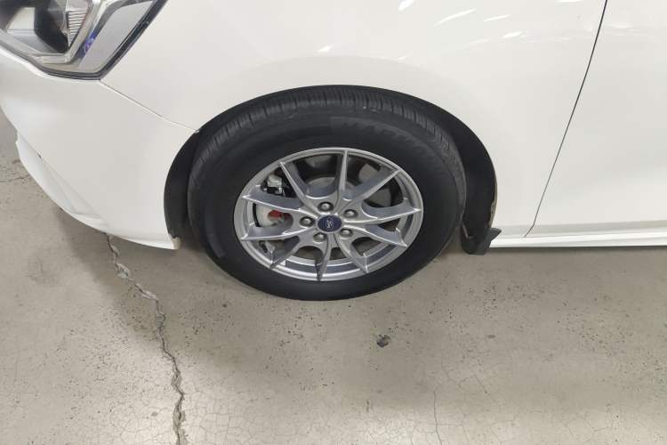 Used Ford Focus 2020 Hatchback EcoBoost 180 Automatic Trend Edition
