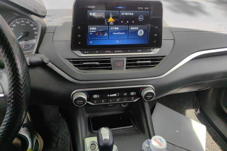 Used Nissan Teana 2020 2.0L XL Comfort Edition Audio And AC Panel