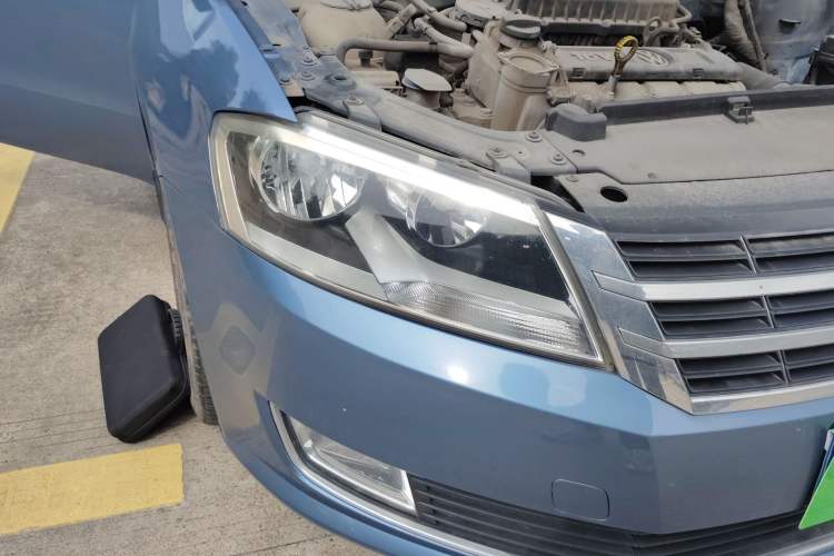 Used Volkswagen Lavida 2013 1.6L Automatic Comfort Edition
